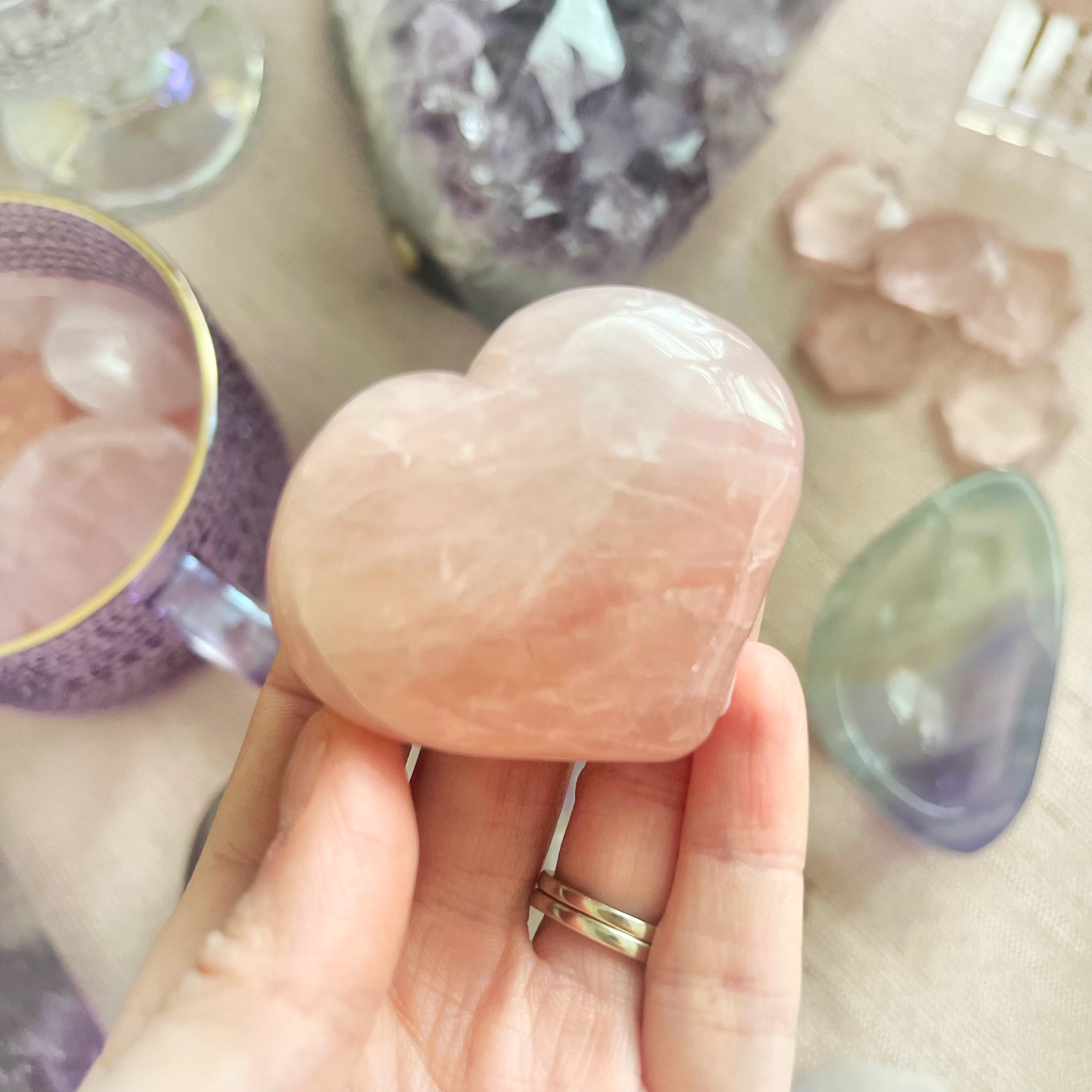 Rose Quartz Puffy Heart Carving