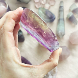 Purple Banded Fluorite Leaf Bowl Carving