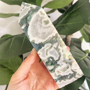 Druzy Moss Agate Tower